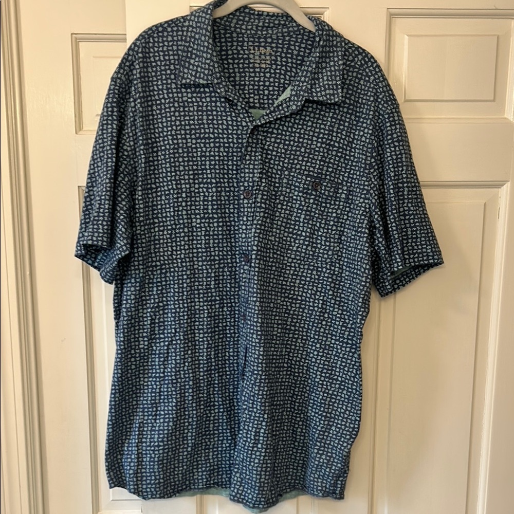 L.L. Bean Men's Patterned Short-Sleeve Button-Down cotton Shirt